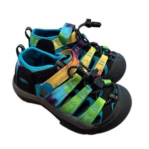 Keen Little Kids' Newport H2 10 Rainbow